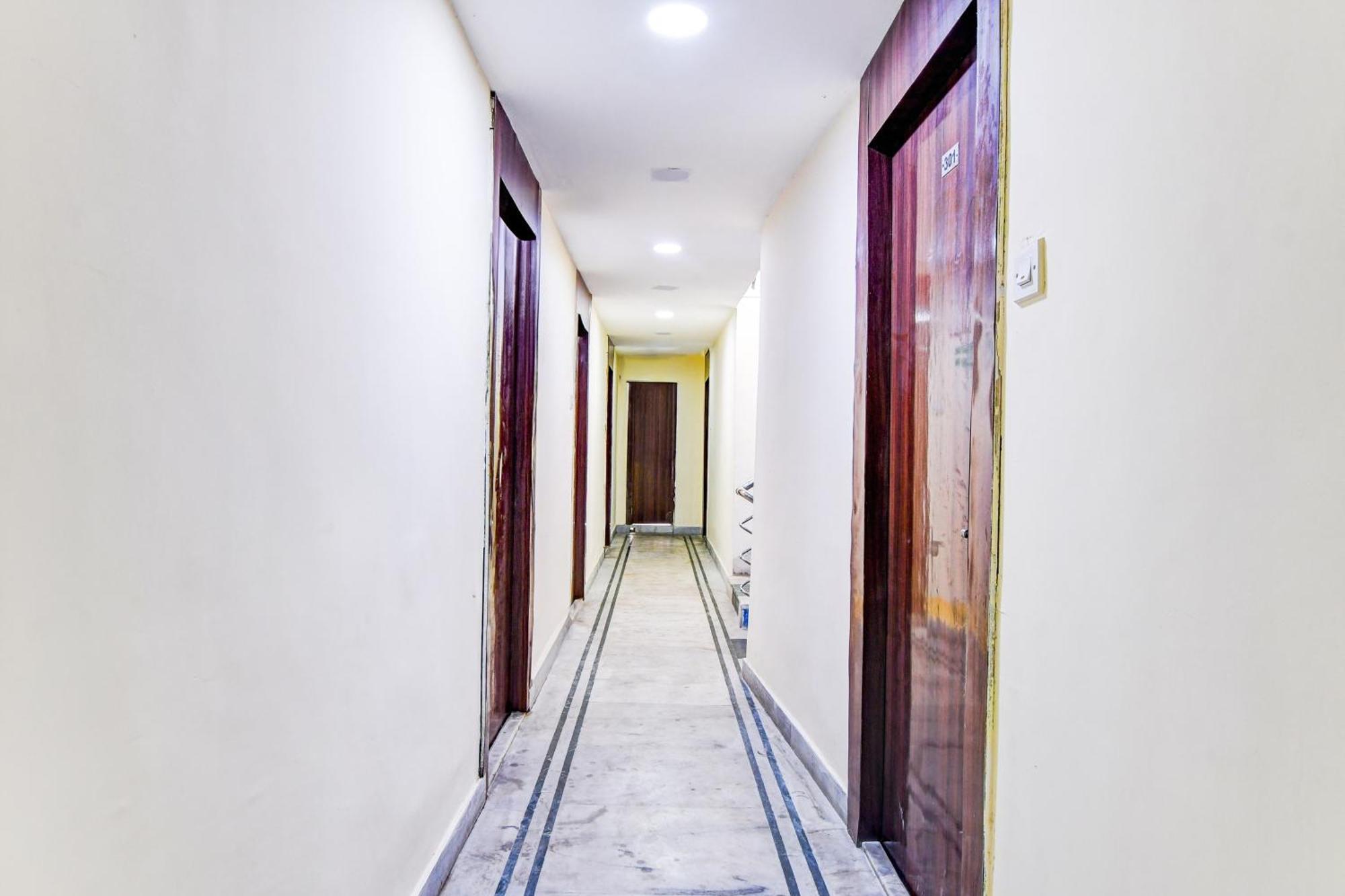 Super Hotel O Tagore Park Ruby Road Calcutta Exterior foto
